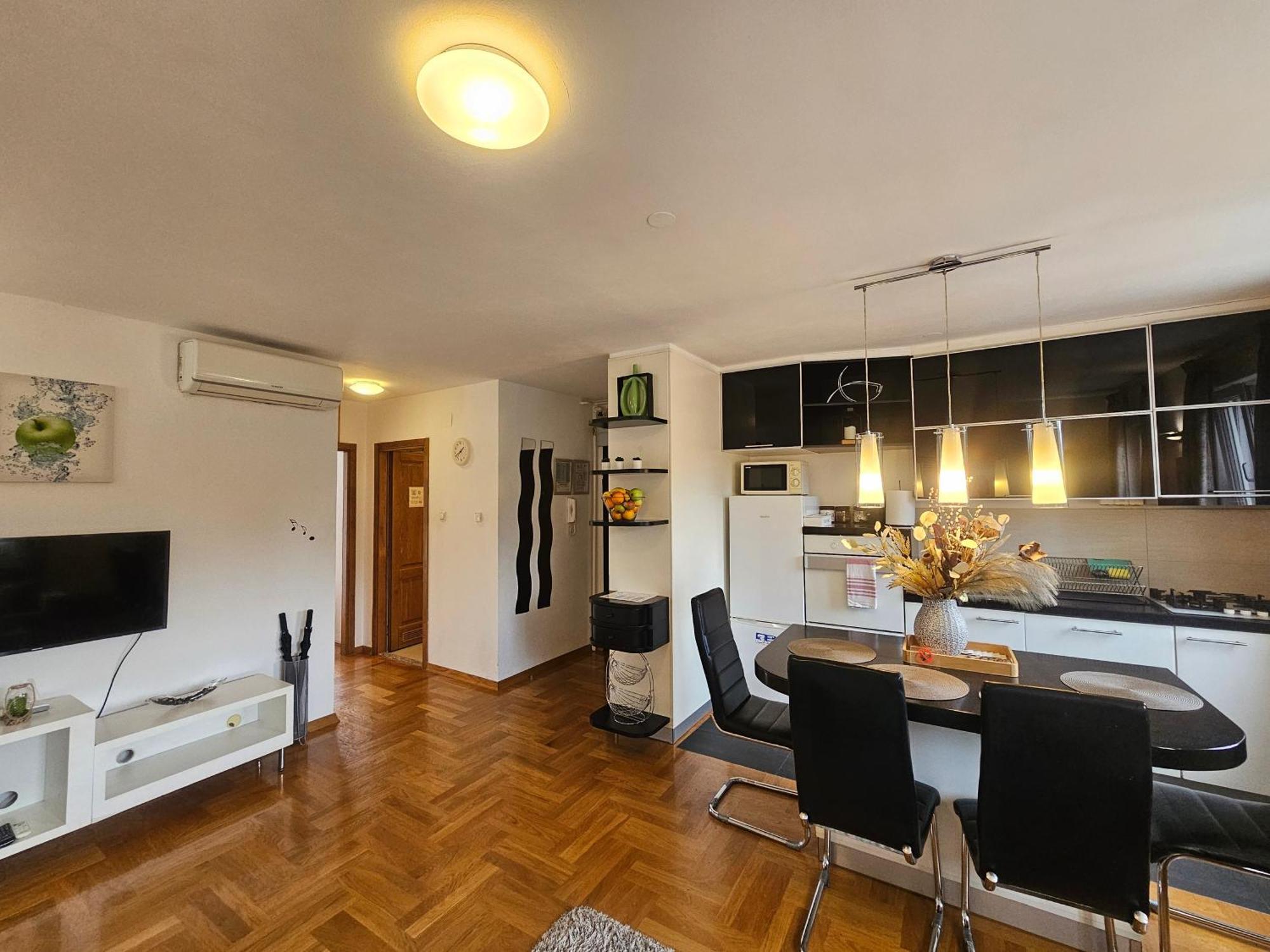זאגרב Apartments Tony מראה חיצוני תמונה