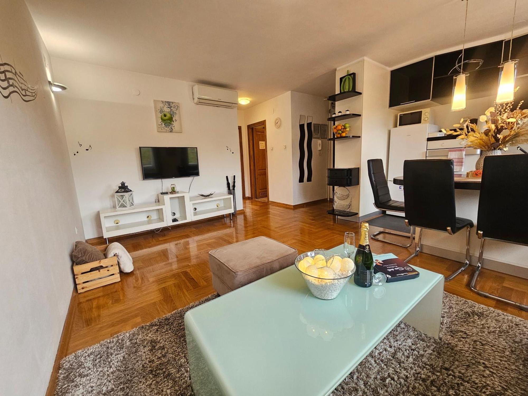זאגרב Apartments Tony מראה חיצוני תמונה